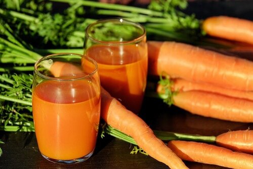 carrot-juice-g2934f1a0e_640.jpg